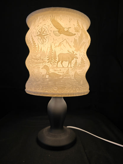 UP NORTH Wavy Rustic Wilderness Illuminated Table Lamp