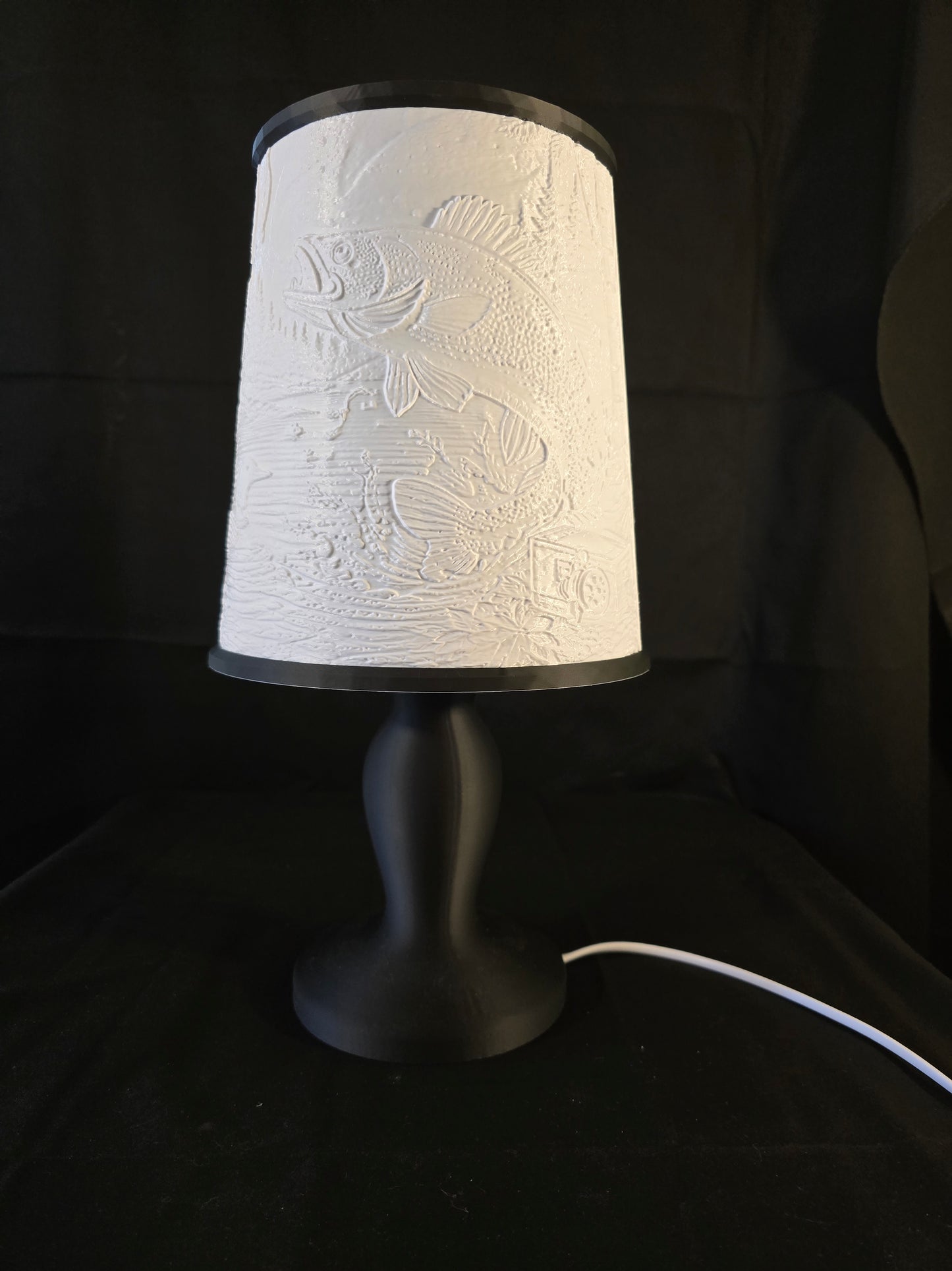 Rustic Fishing Cabin Illuminated Table Lamp with base